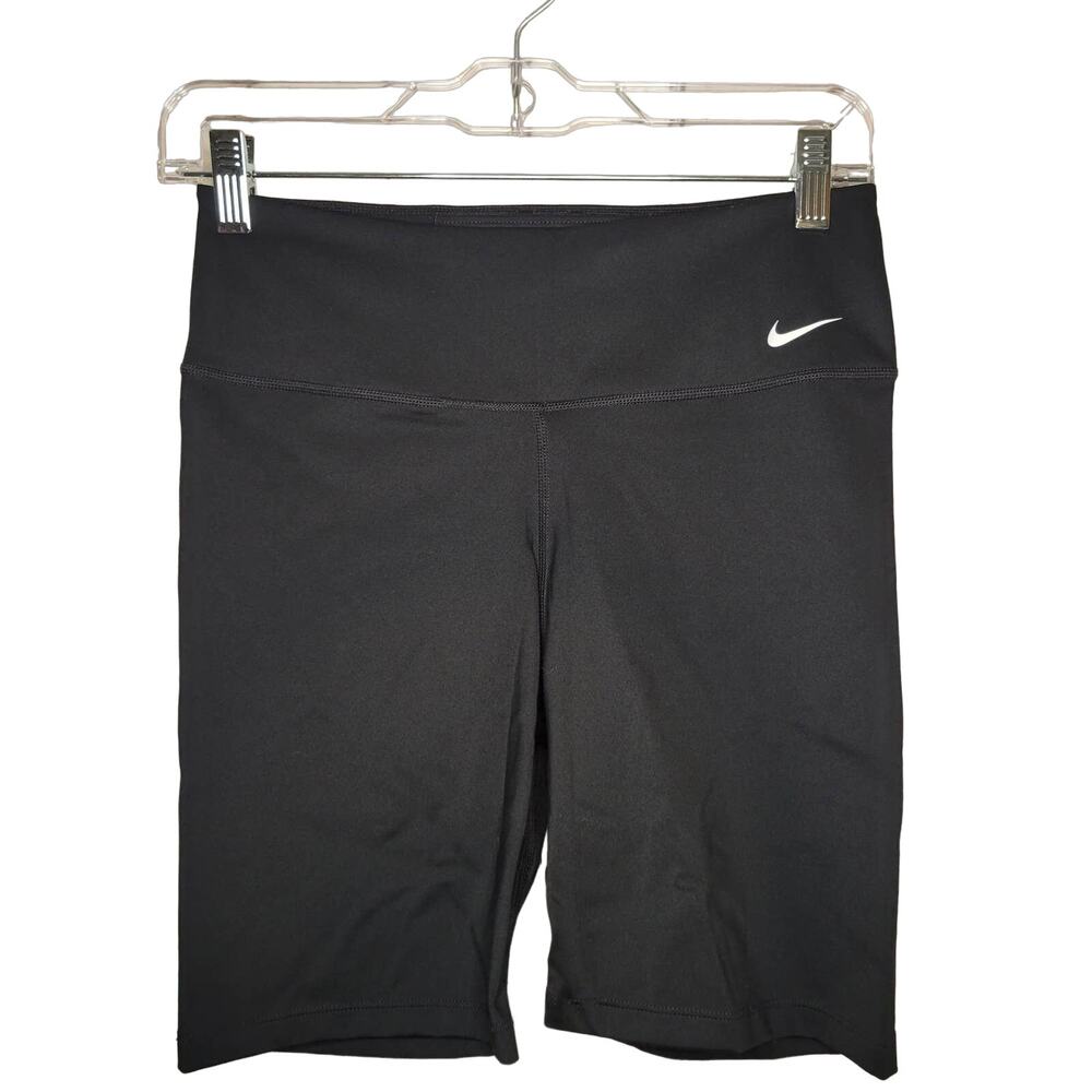Nike Dry-Fit Women's  Athletic Shorts M - Perfect for Workouts!